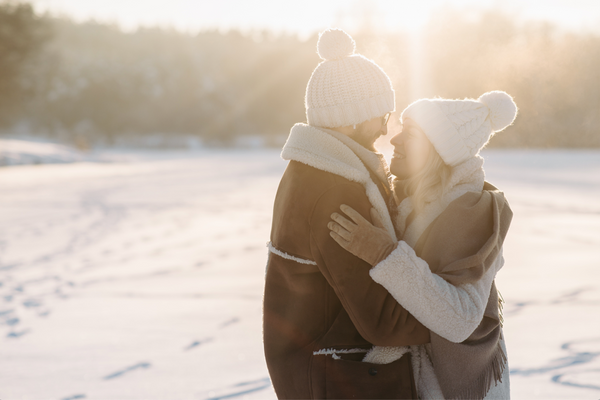 REINVENTING LOVE IN WINTER: OUR BEST POSITIONS AND SEXO TIPS